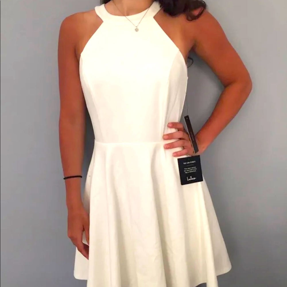 Brand new Lulu’s silky off white dress size med